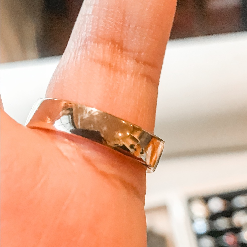 Silver ring gently used. - Picture 4 of 6